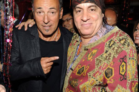 bruce.steven.450x300.jpg