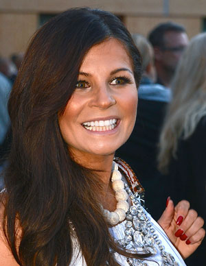 carola.2013.300x388.jpg